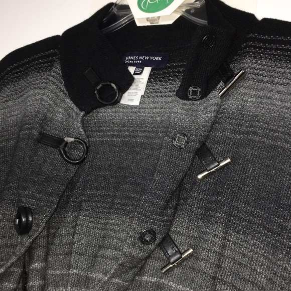 Jones New York Signature Poncho w/toggles + snaps - Picture 5 of 16